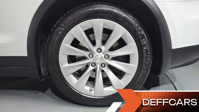 Tesla MODEL X 75D купить на сайте DeffCars