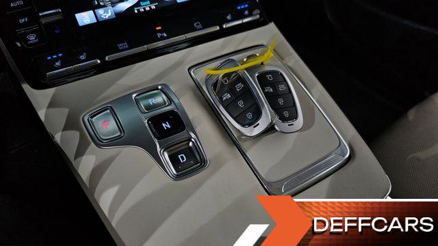 Hyundai GRANDEUR 2.5 Le Blanc купить на сайте DeffCars