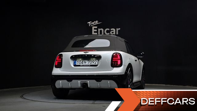 Mini COOPER CONVERTIBLE JCW купить на сайте DeffCars