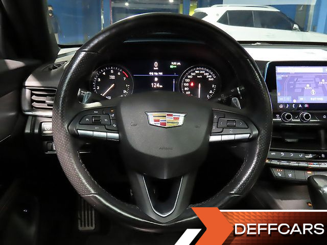 Cadillac CT4 2.0 Sport купить на сайте DeffCars