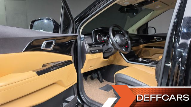 Kia CARNIVAL Diesel 9-Seater Noblesse купить на сайте DeffCars