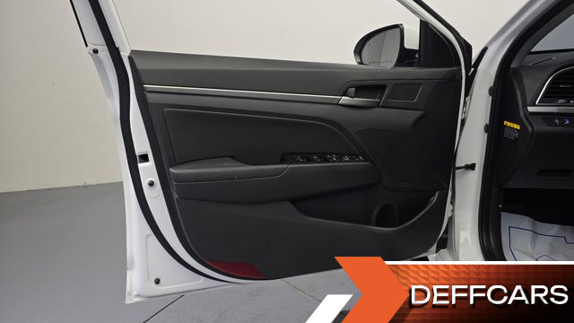 Hyundai AVANTE 1.6 GDI Value Plus купить на сайте DeffCars