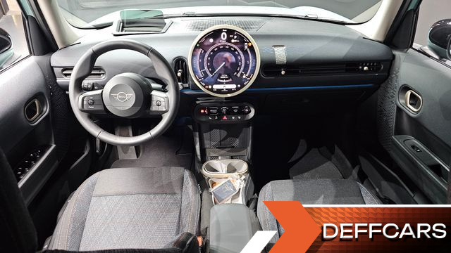 Mini COOPER 5Door Breeze Edition купить на сайте DeffCars