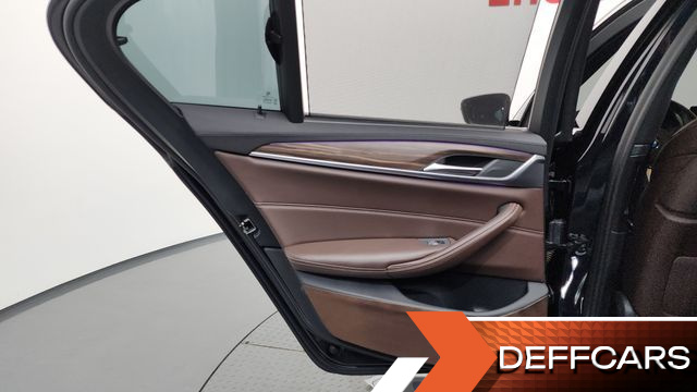 BMW 5-SERIES 520d M Sport Package Plus купить на сайте DeffCars