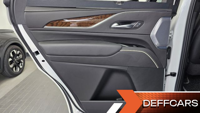 Cadillac ESCALADE 6.2 Sports Platinum купить на сайте DeffCars