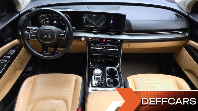 Kia CARNIVAL Gasoline 9-Seater Signature купить на сайте DeffCars