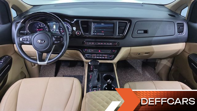 Kia CARNIVAL Gasoline 7-Seater Limousine President купить на сайте DeffCars