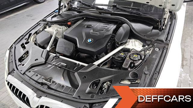 BMW 5-SERIES 520i Luxury купить на сайте DeffCars