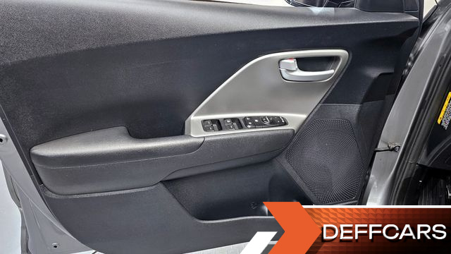 Kia NIRO 1.6 HEV Luxury купить на сайте DeffCars