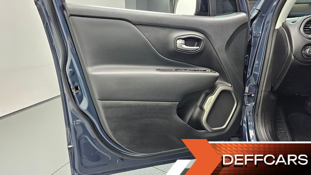Jeep RENEGADE 1.3 Limited купить на сайте DeffCars