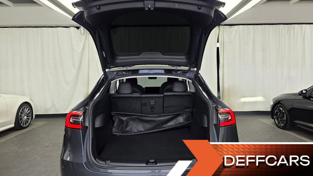 Tesla MODEL Y Long Range AWD купить на сайте DeffCars