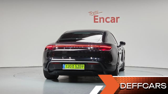 Porsche TAYCAN 4S купить на сайте DeffCars