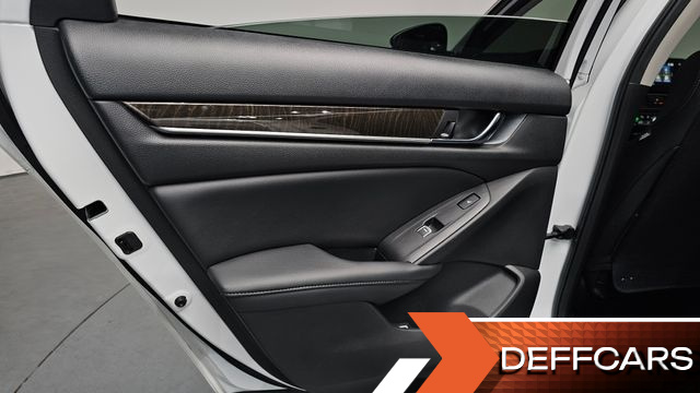 Honda ACCORD 2.0 Hybrid Touring купить на сайте DeffCars