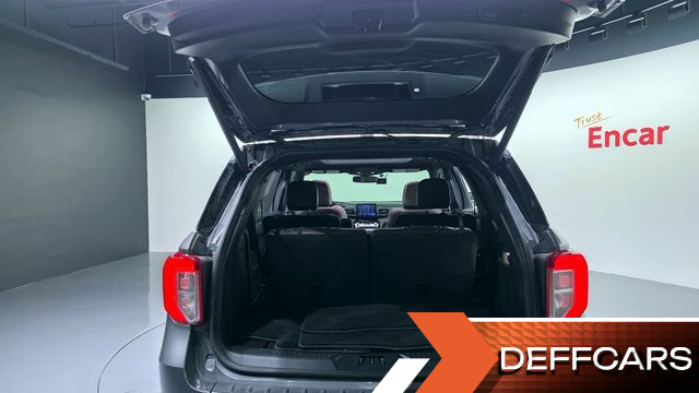 Ford EXPLORER 3.0 Platinum 4WD купить на сайте DeffCars