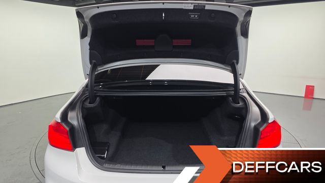 BMW 5-SERIES 520d xDrive M Sport Package Plus купить на сайте DeffCars