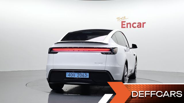 Tesla MODEL Y Long Range AWD купить на сайте DeffCars