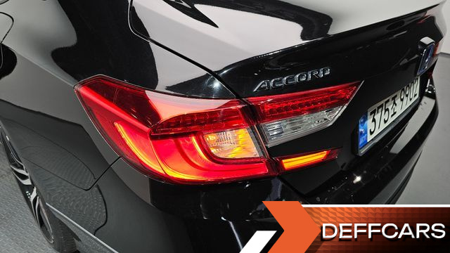 Honda ACCORD 2.0 Hybrid Touring купить на сайте DeffCars