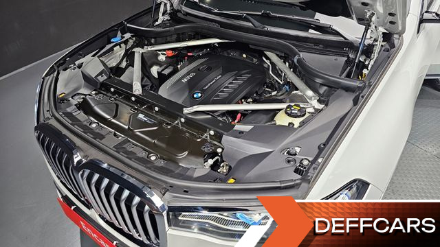 BMW X7 xDrive 30d Design Pure Excellent 6-Seater купить на сайте DeffCars
