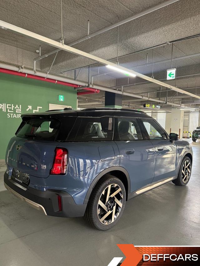 Mini COUNTRYMAN ALL4 Favoured купить на сайте DeffCars
