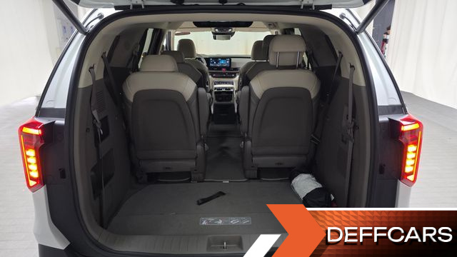 Kia CARNIVAL Gasoline 9-Seater Hi Limousine Signature купить на сайте DeffCars