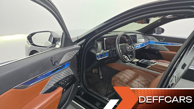 BMW I7 xDrive 60 M sport купить на сайте DeffCars