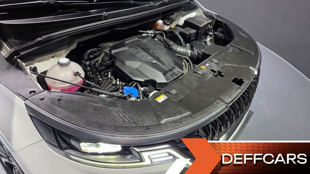 Kia CARNIVAL Gasoline 9-Seater Hi-Limousine Signature купить на сайте DeffCars