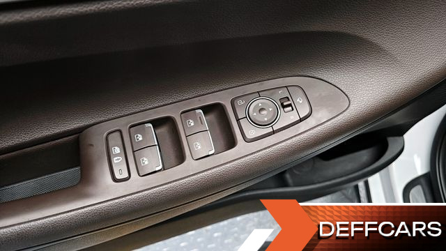 Hyundai GRANDEUR 3.0 LPi Premium купить на сайте DeffCars