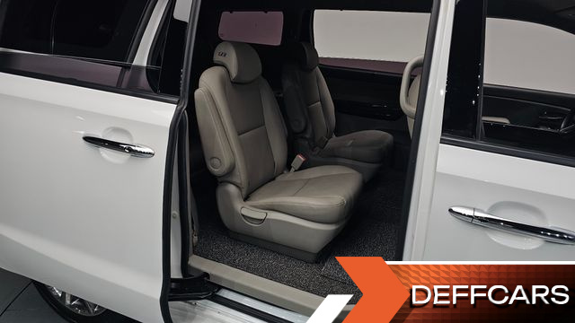 Kia CARNIVAL 9-Seater Prstige купить на сайте DeffCars