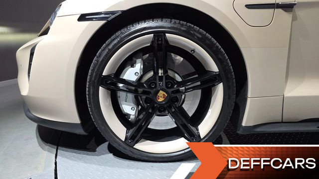 Porsche TAYCAN GTS купить на сайте DeffCars