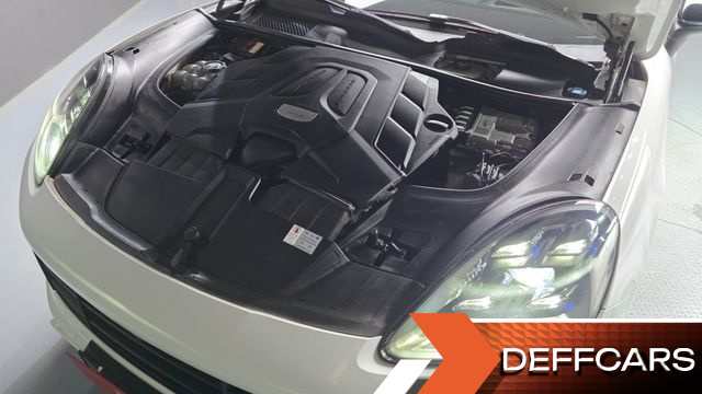 Porsche CAYENNE 3.0 купить на сайте DeffCars