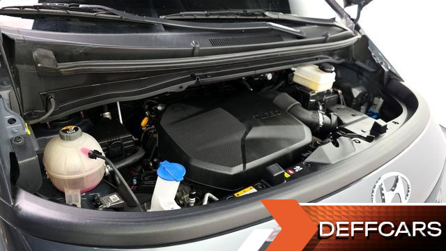 Hyundai STARIA Cargo 5-Seater Modern купить на сайте DeffCars