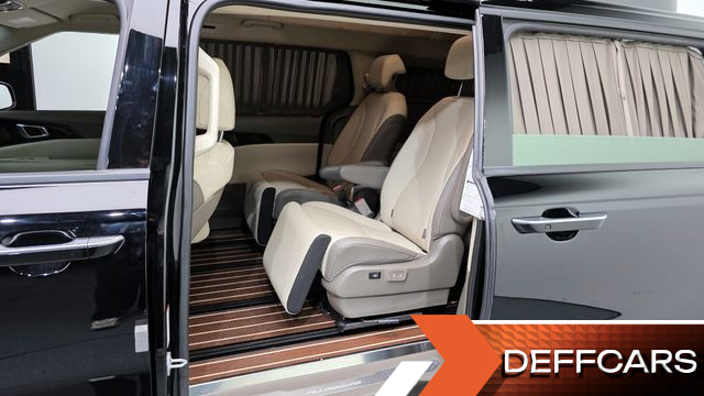Kia CARNIVAL Gasoline 9-Seater Hi Limousine Signature купить на сайте DeffCars
