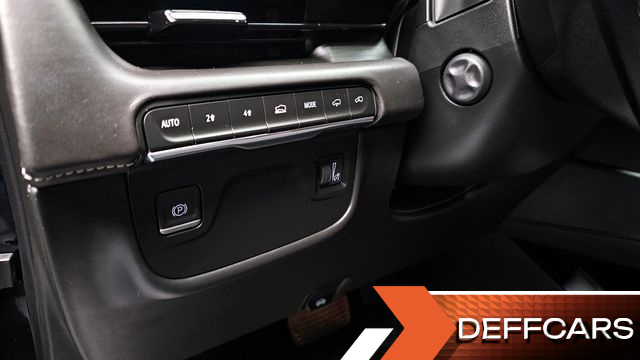 Cadillac ESCALADE 6.2 Sports Platinum купить на сайте DeffCars