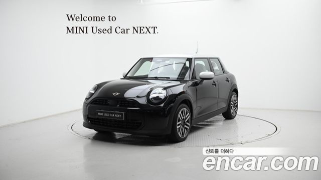 Mini COOPER 5Door Classic купить на сайте DeffCars