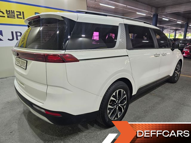 Kia CARNIVAL 9-Seater Prestige купить на сайте DeffCars