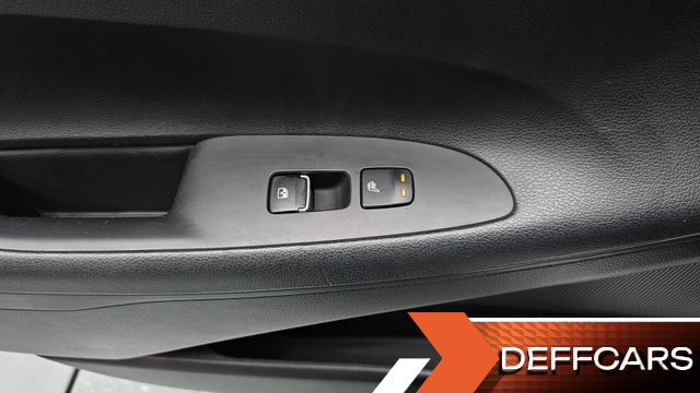 Hyundai GRANDEUR 3.0 LPi Premium купить на сайте DeffCars