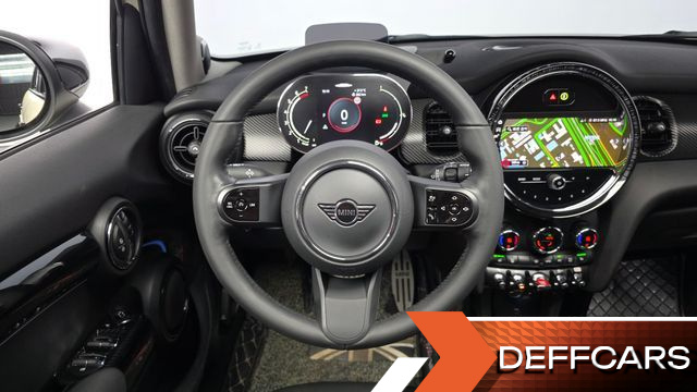 Mini COOPER 5Door Classic Third Generation купить на сайте DeffCars