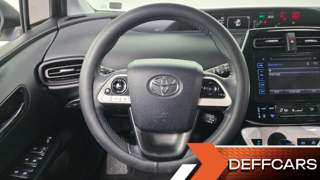 Toyota PRIUS 1.8 E купить на сайте DeffCars