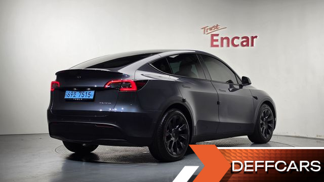 Tesla MODEL Y Long Range AWD купить на сайте DeffCars
