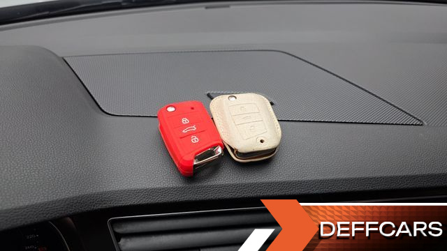 Volkswagen TIGUAN 2.0 TDI Premium купить на сайте DeffCars