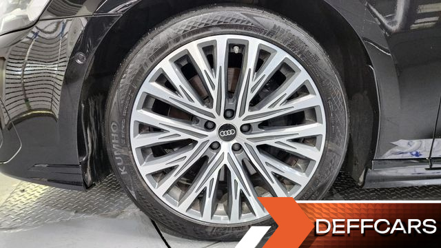 Audi A8 55 TFSI Quattro Premium LWB купить на сайте DeffCars