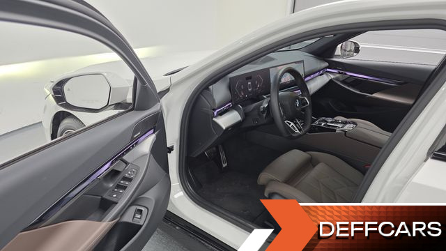 BMW 5-SERIES 520i M Sport купить на сайте DeffCars