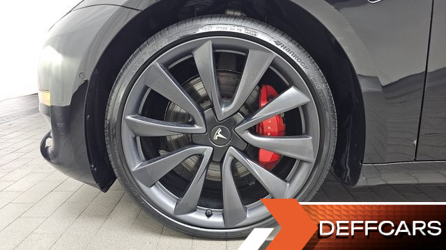 Tesla MODEL 3 Performance AWD купить на сайте DeffCars