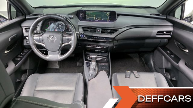 Lexus UX 2.0 AWD купить на сайте DeffCars