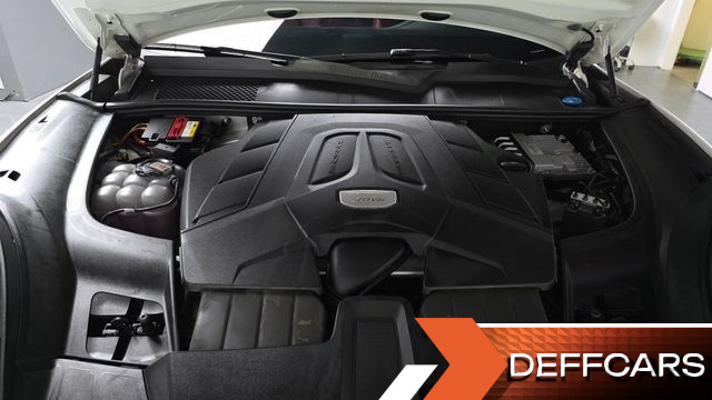 Porsche CAYENNE 3.0 купить на сайте DeffCars