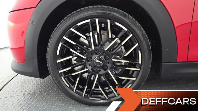 Mini COOPER Favoured купить на сайте DeffCars