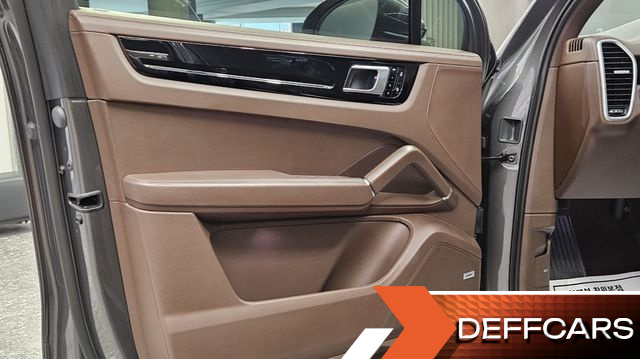 Porsche CAYENNE 3.0 купить на сайте DeffCars