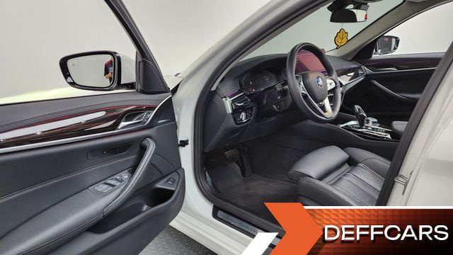 BMW 5-SERIES 520i Luxury купить на сайте DeffCars