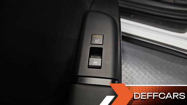 Hyundai GRANDEUR 2,5 Gasoline 2WD Calligraphy купить на сайте DeffCars