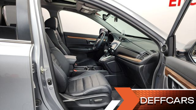 Honda CR-V 1.5 Touring 4WD купить на сайте DeffCars